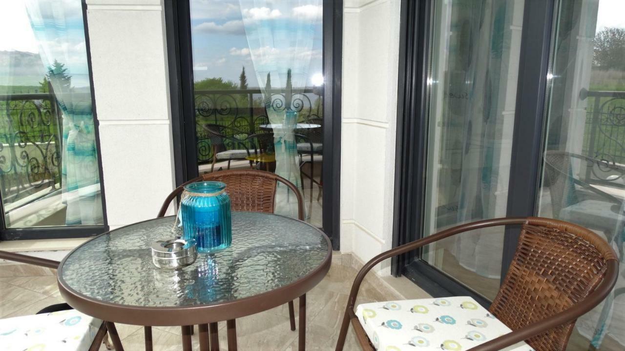 July'S Island Deluxe Apartment Chernomorets Exterior photo